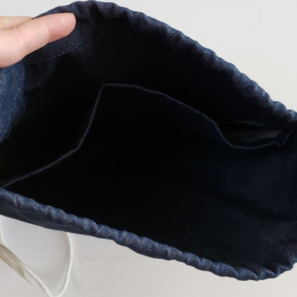 Drawstring backpack - Picture 4 of 5